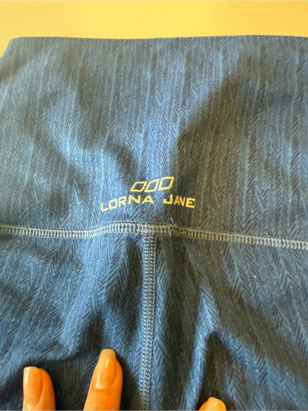 Lorna Jane Navy Textured High-Rise Leggings - Picture 2 of 3